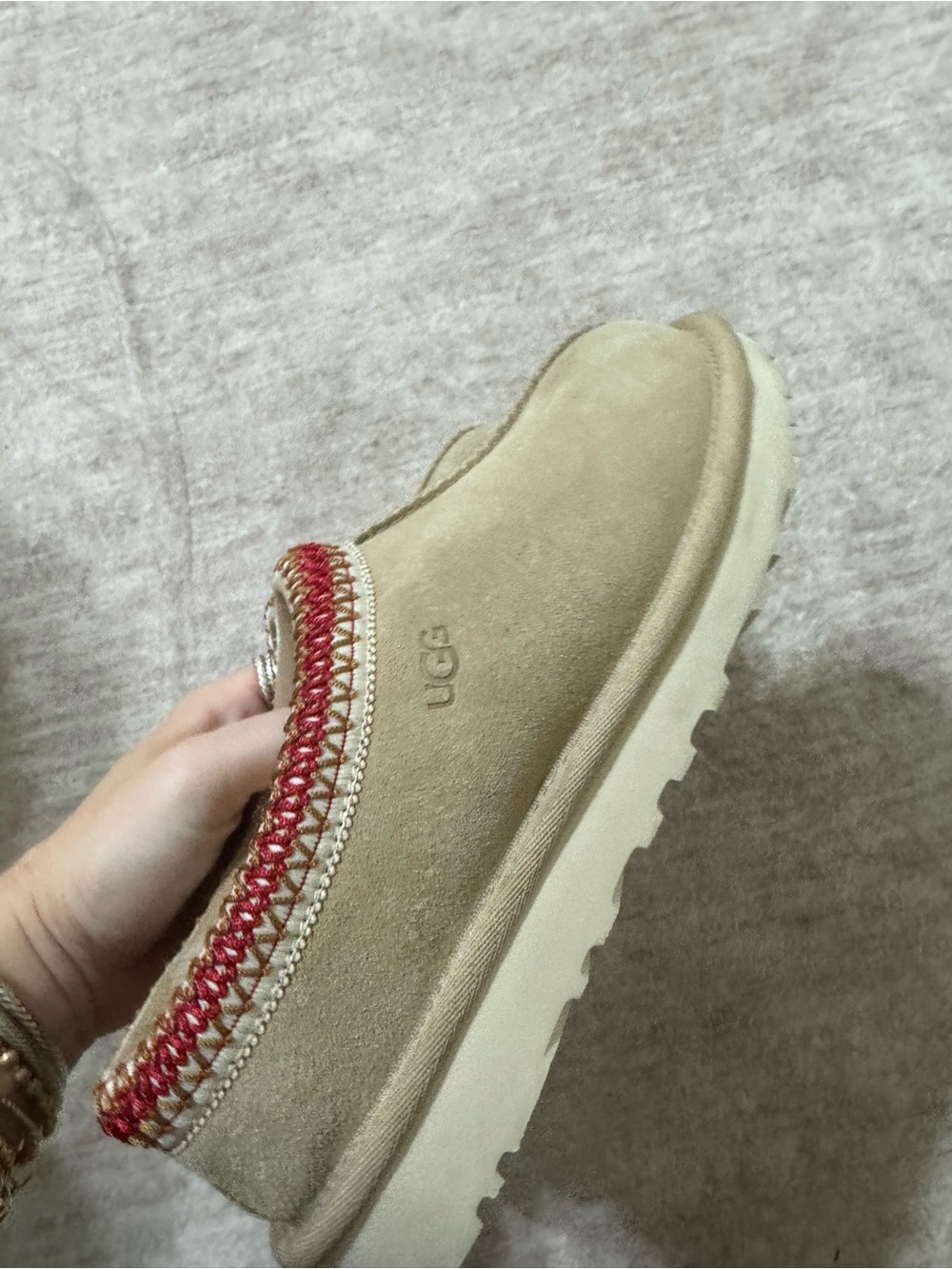 Ugg Tasman slippers women’s size 6 - Picture 3 of 5